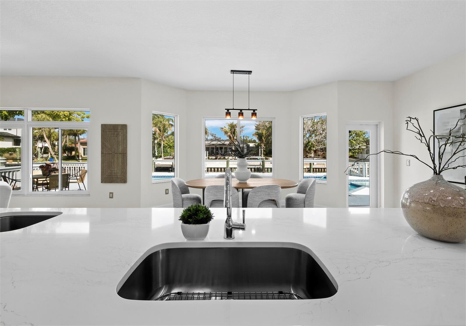 SIESTA ISLES - Residential