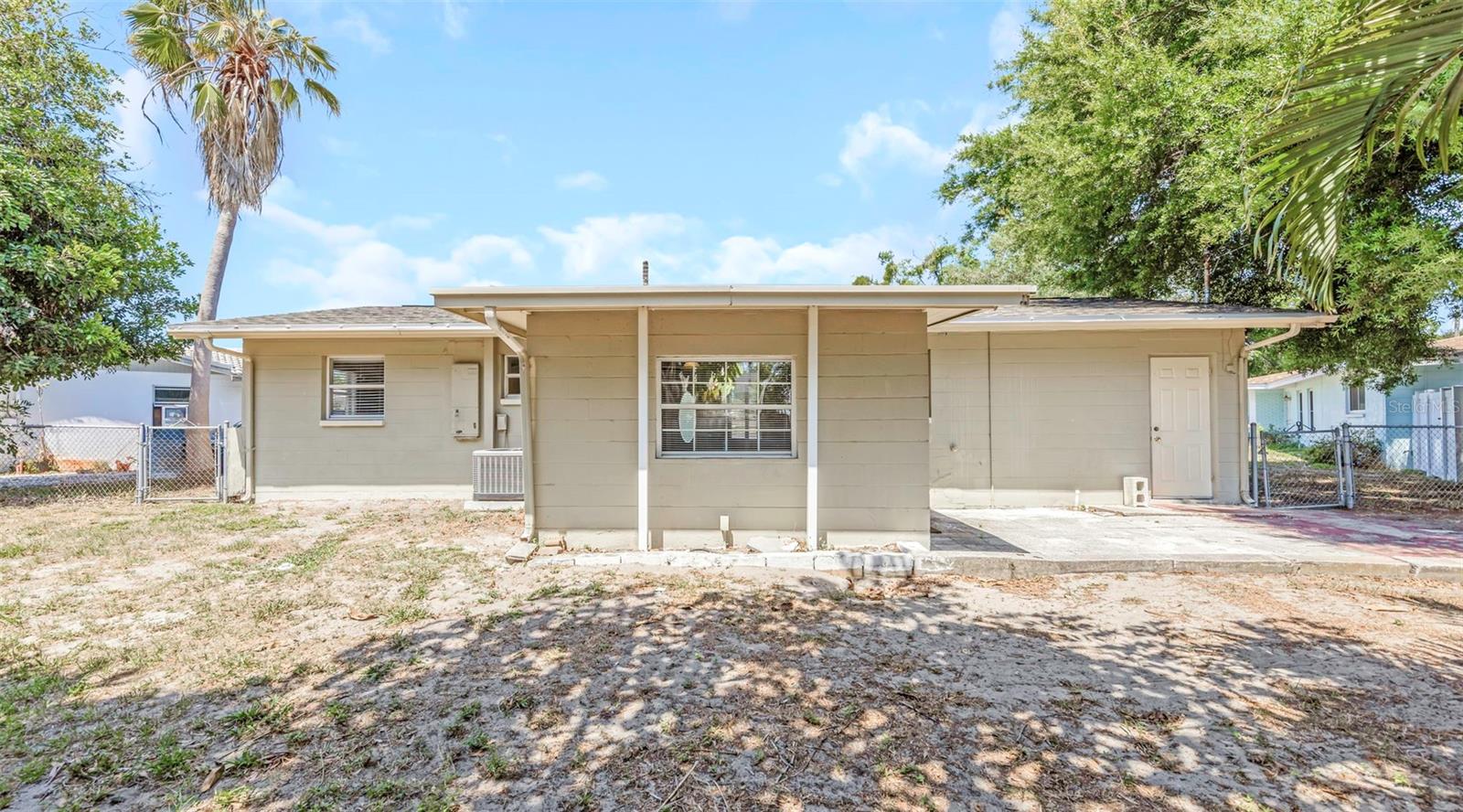 RIDGEWOOD LAKES UNIT - Residential