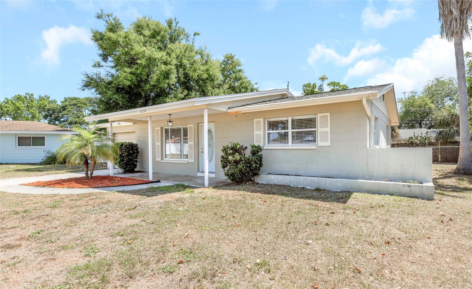 RIDGEWOOD LAKES UNIT - Residential