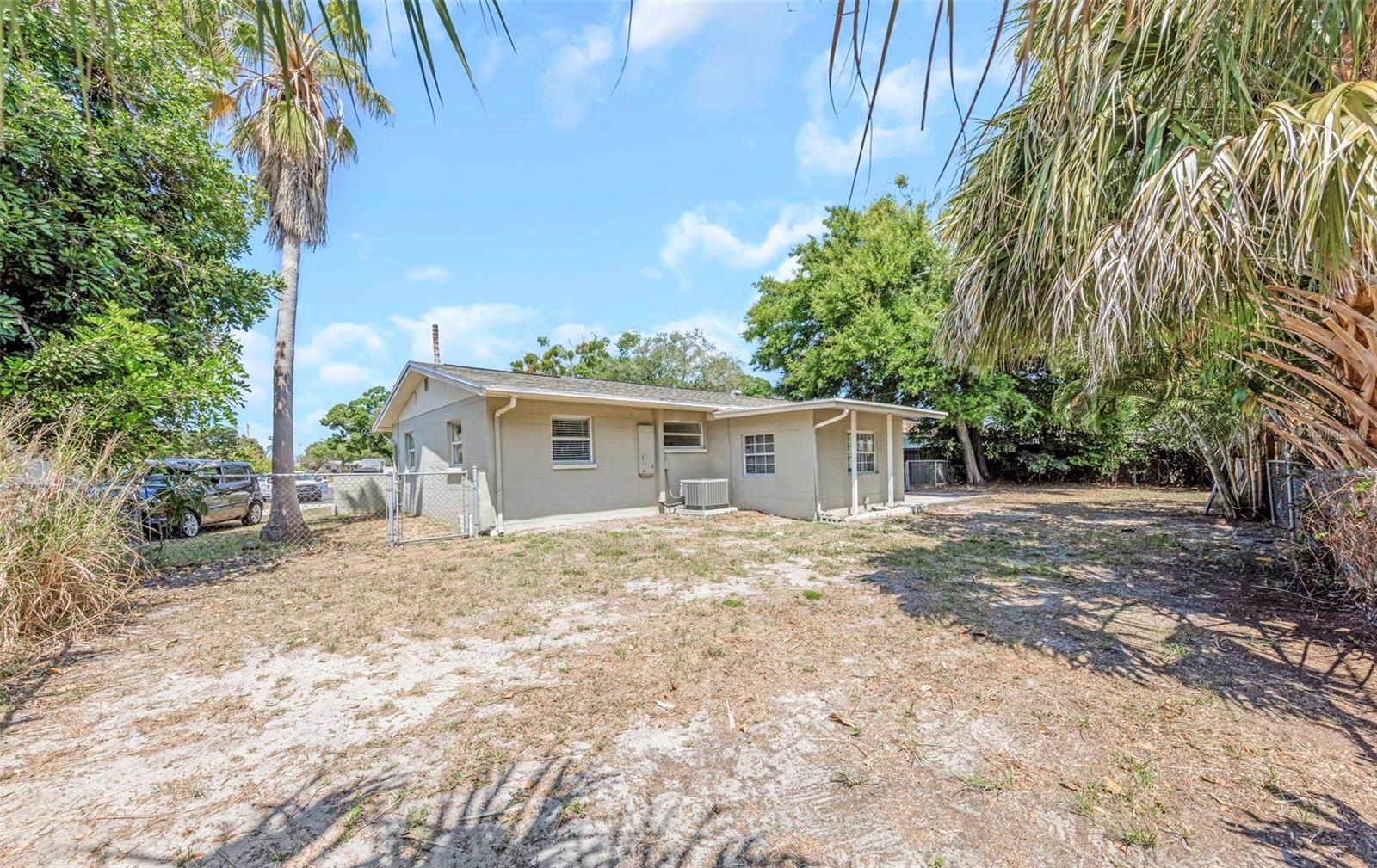 RIDGEWOOD LAKES UNIT - Residential