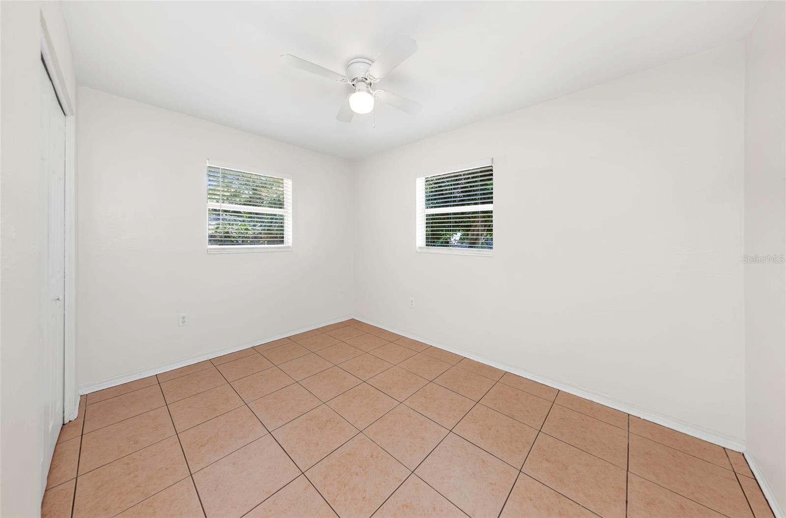RIDGEWOOD LAKES UNIT - Residential
