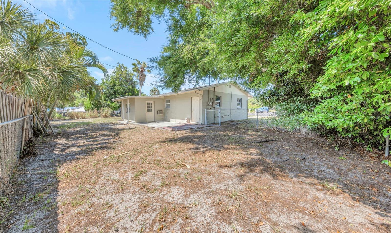 RIDGEWOOD LAKES UNIT - Residential