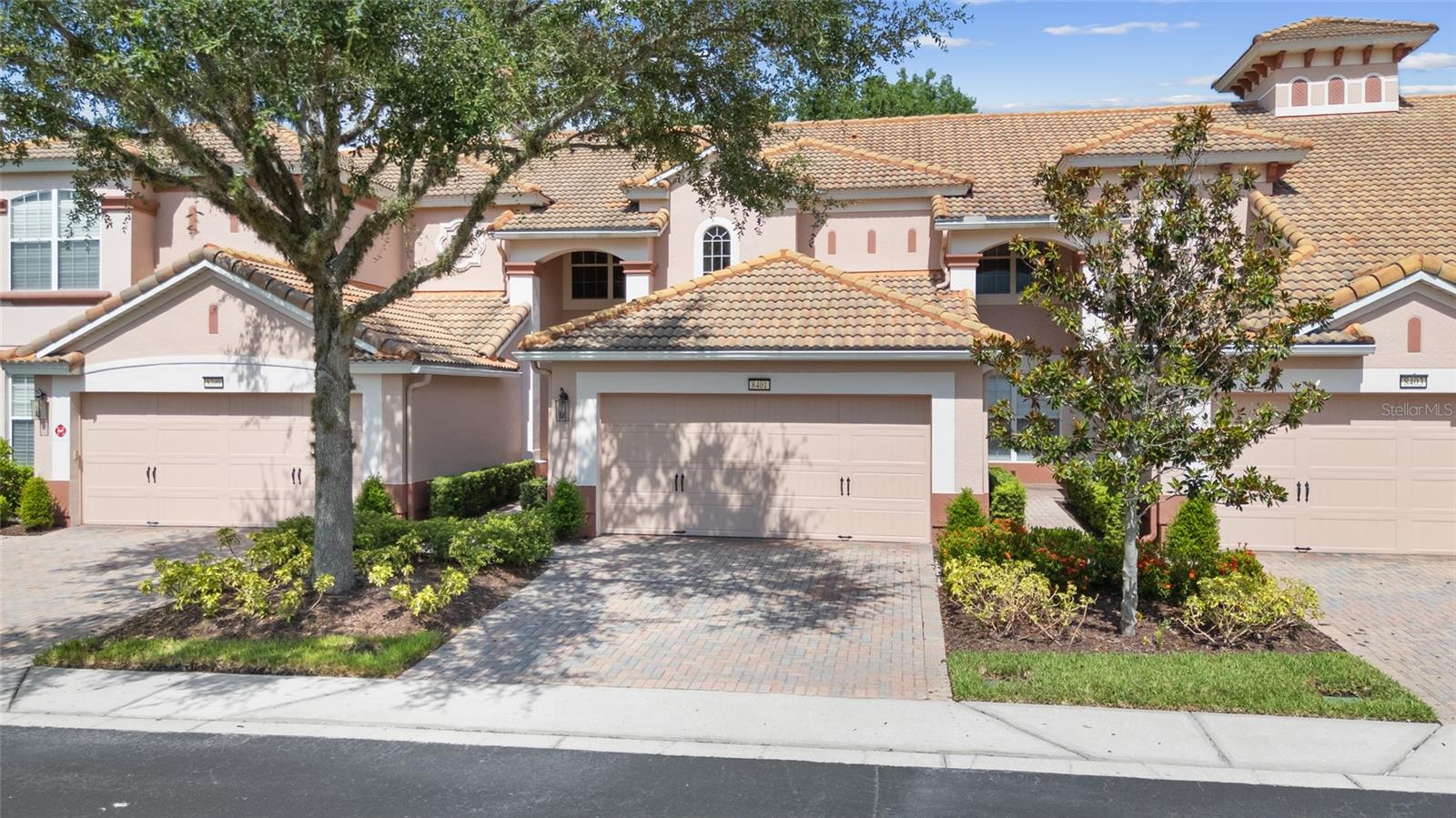 8401 RIVERDALE LANE 8401