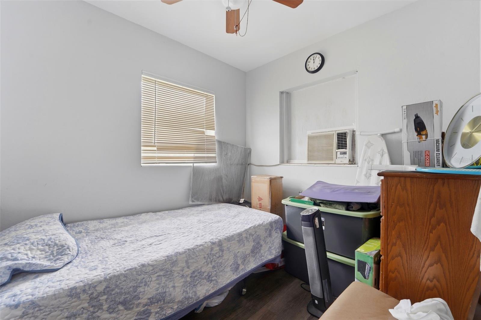 ROOSEVELT PARK ADD - Residential