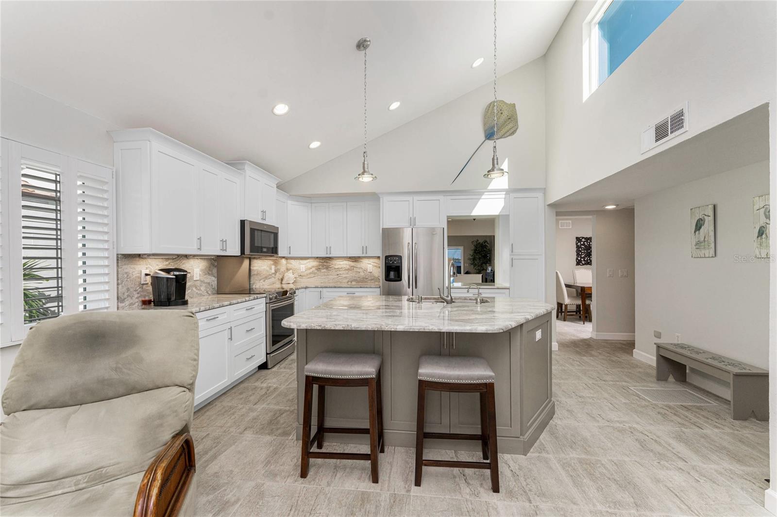 EMERALD POINTE VILLAS PH 02 - Residential