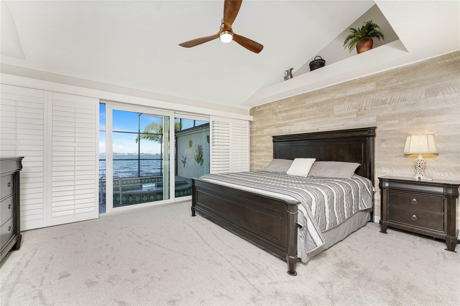 EMERALD POINTE VILLAS PH 02 - Residential