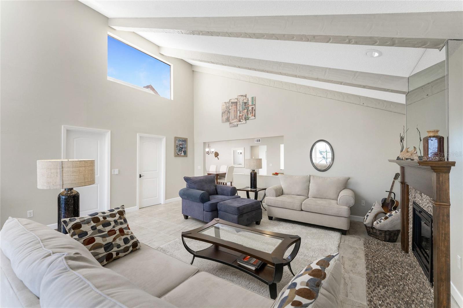 EMERALD POINTE VILLAS PH 02 - Residential