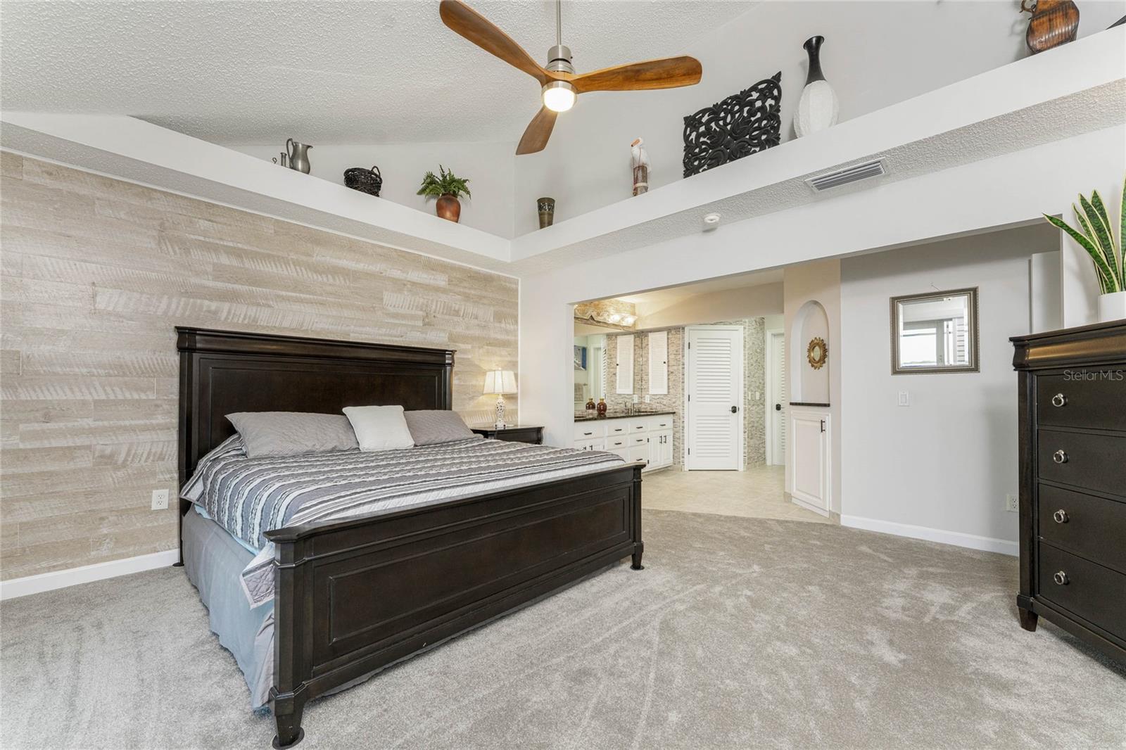 EMERALD POINTE VILLAS PH 02 - Residential