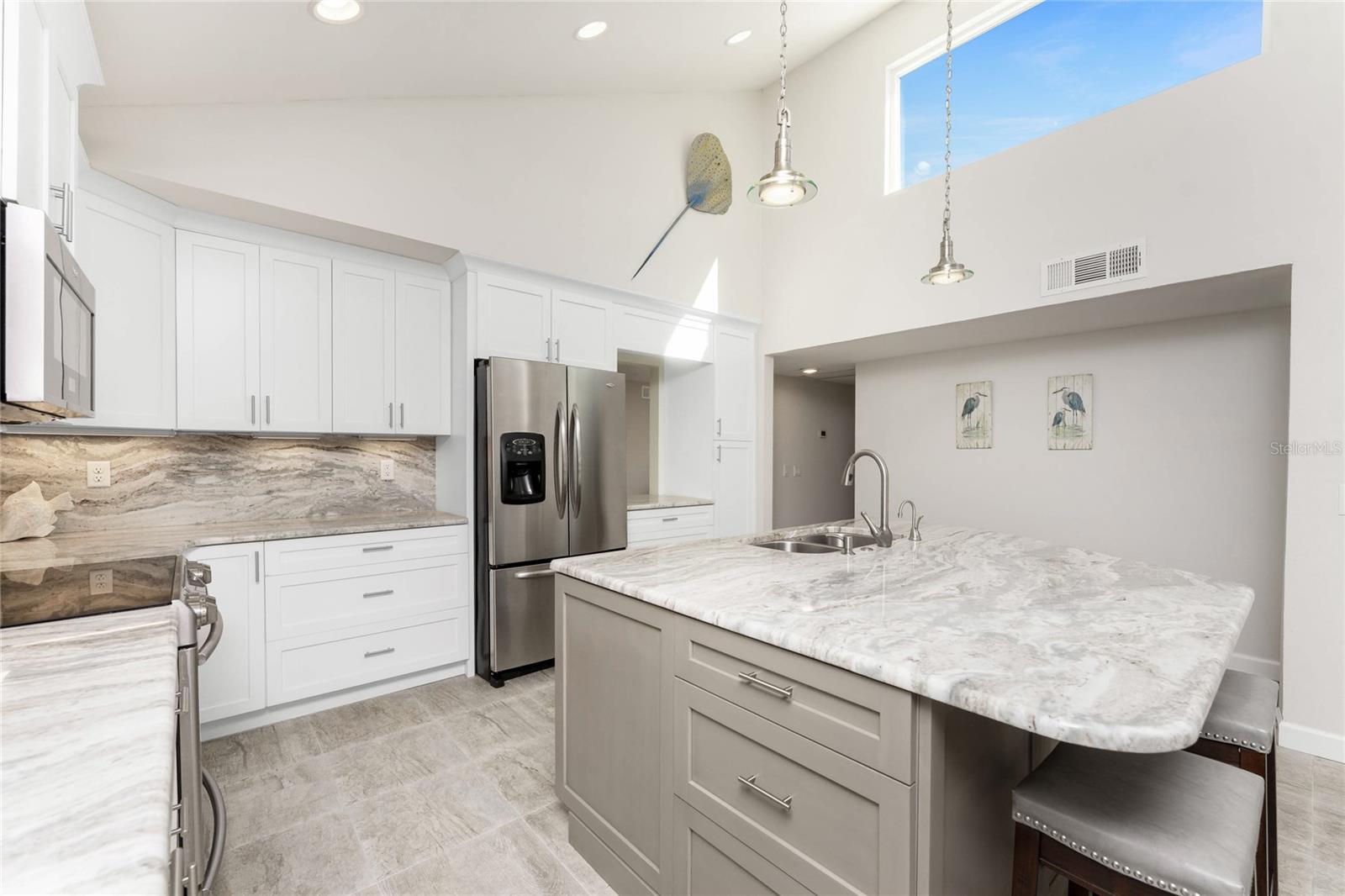 EMERALD POINTE VILLAS PH 02 - Residential