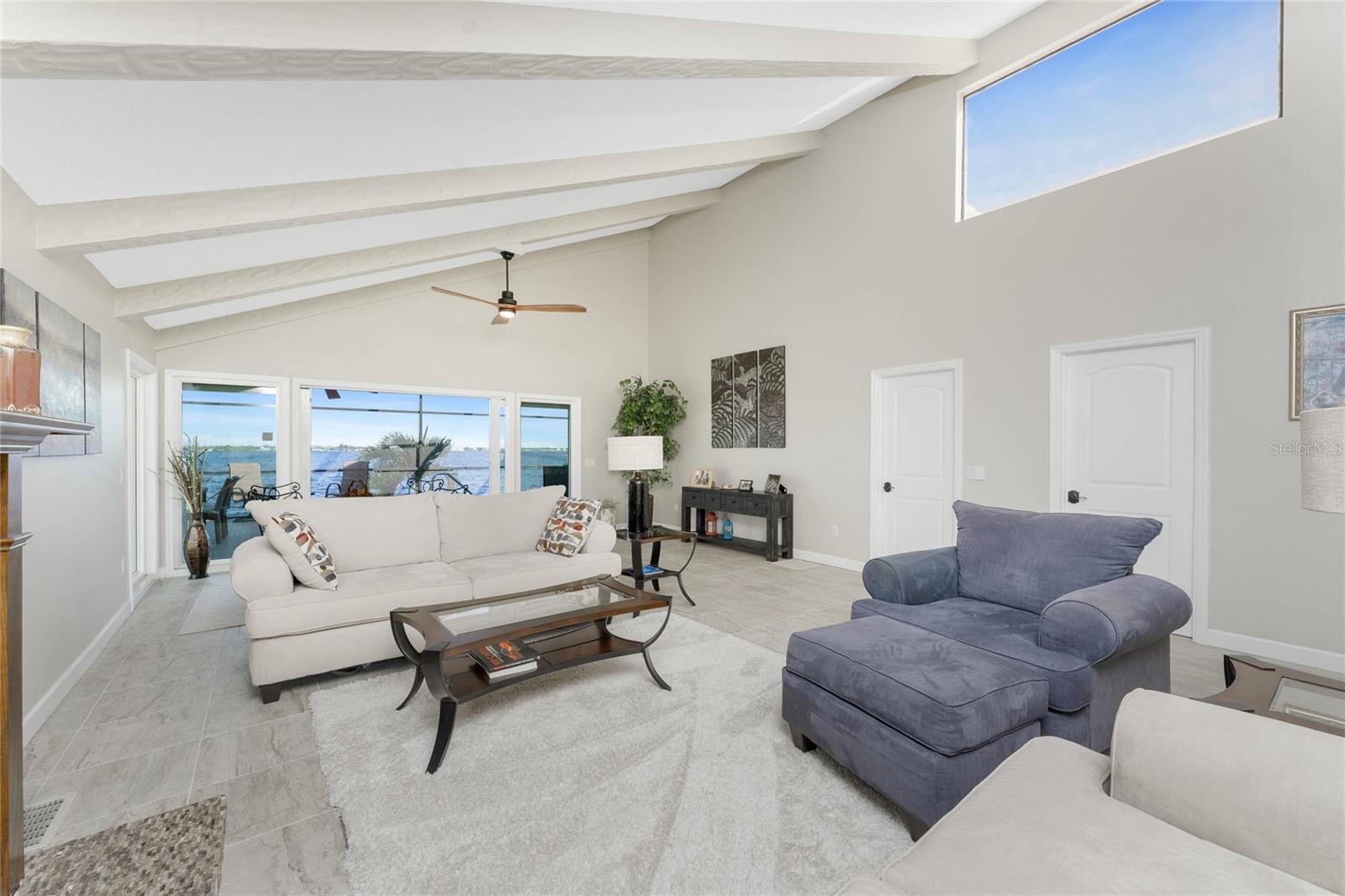 EMERALD POINTE VILLAS PH 02 - Residential