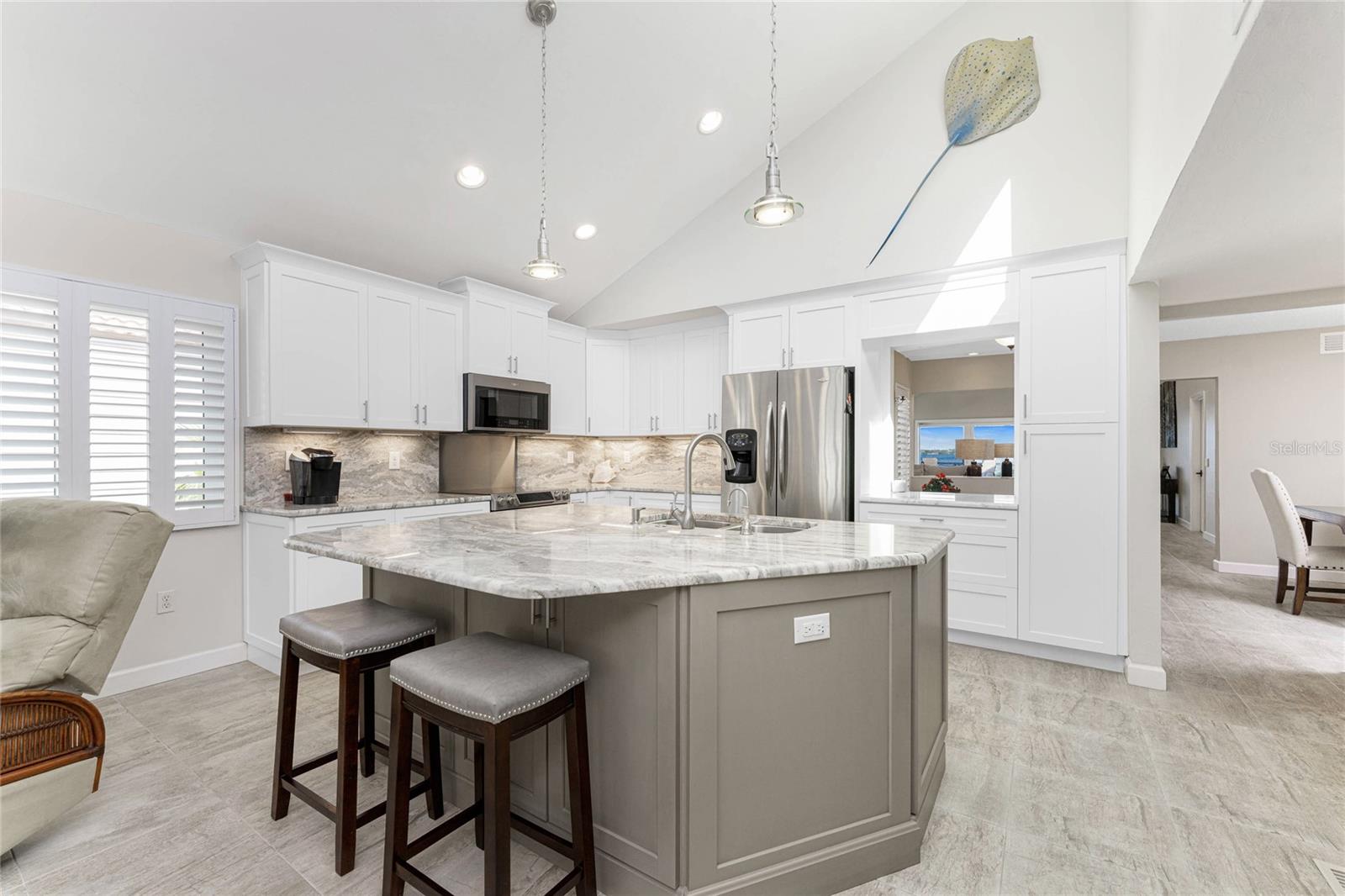 EMERALD POINTE VILLAS PH 02 - Residential