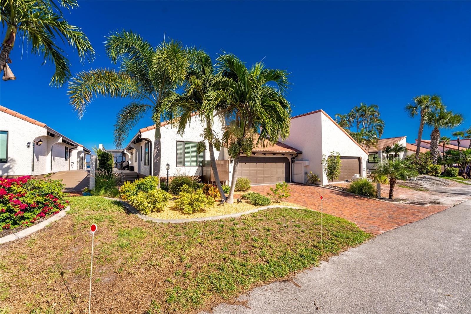 EMERALD POINTE VILLAS PH 02 - Residential