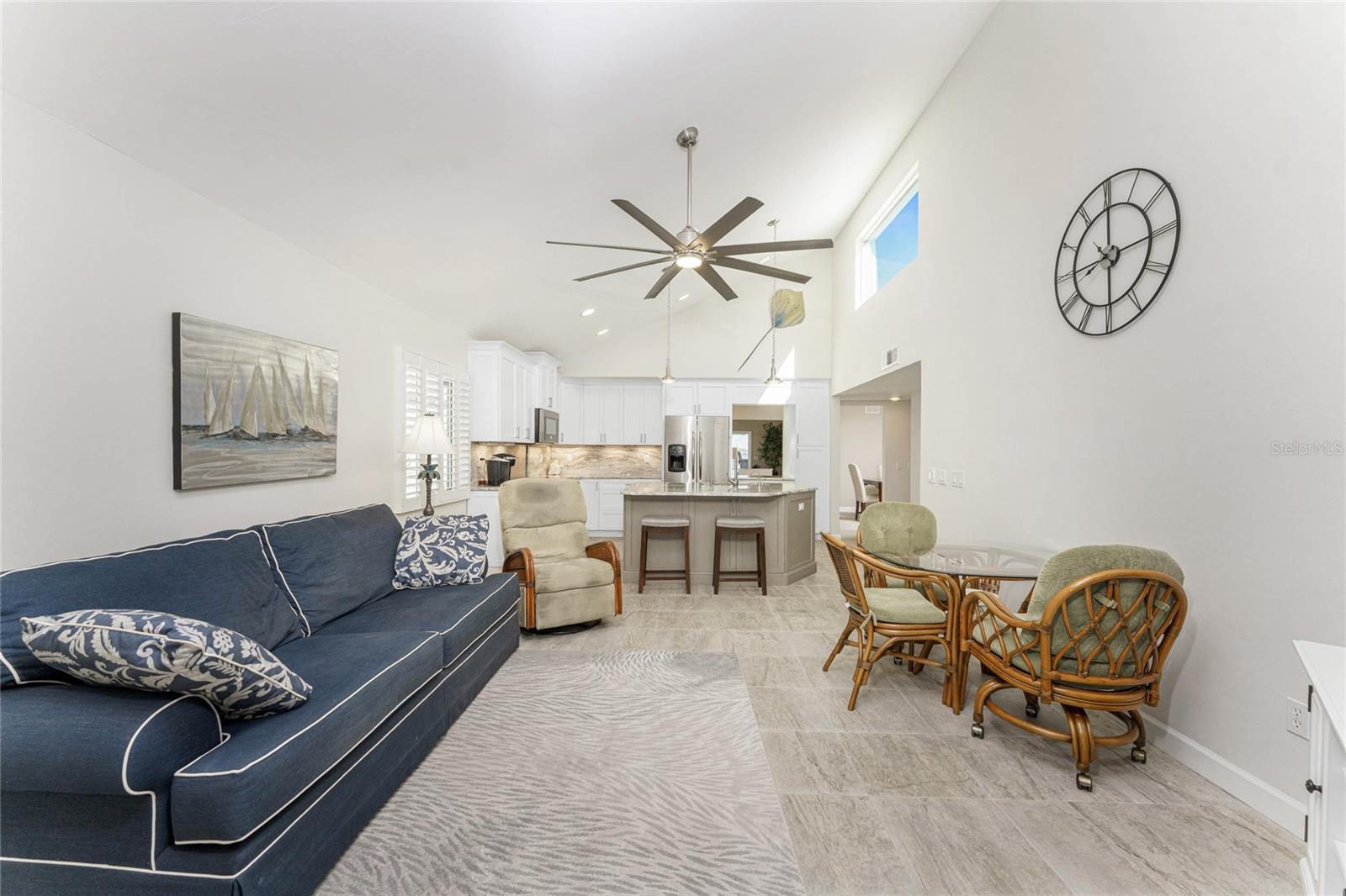 EMERALD POINTE VILLAS PH 02 - Residential