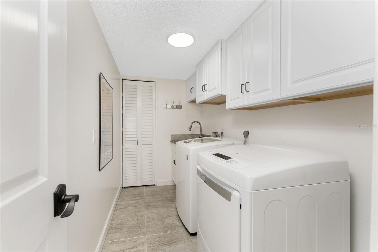 EMERALD POINTE VILLAS PH 02 - Residential