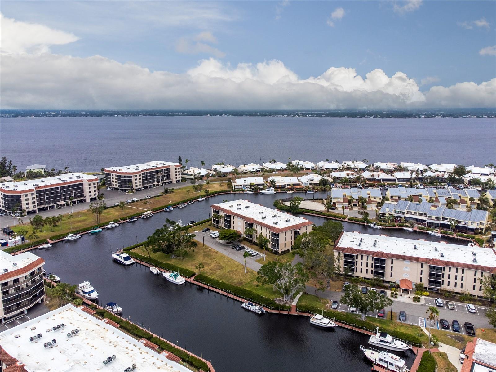 EMERALD POINTE VILLAS PH 02 - Residential