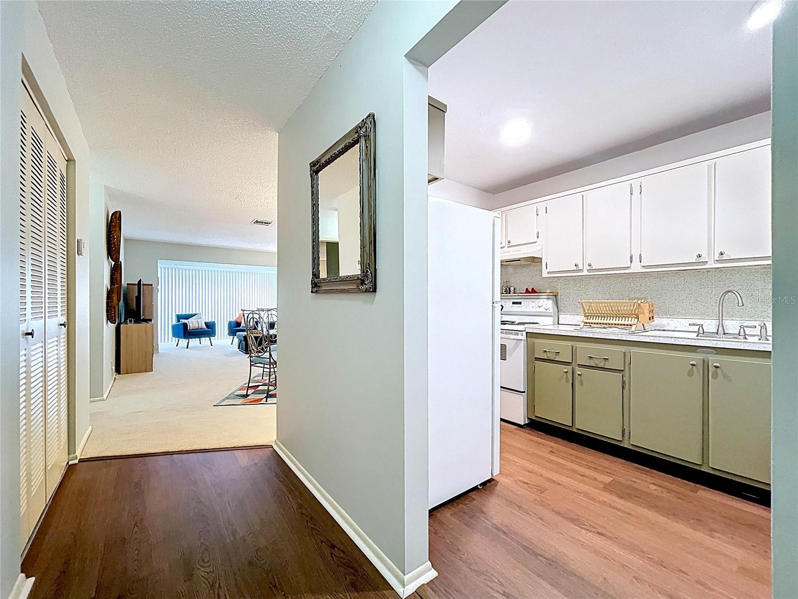 2060 MARILYN STREET 211