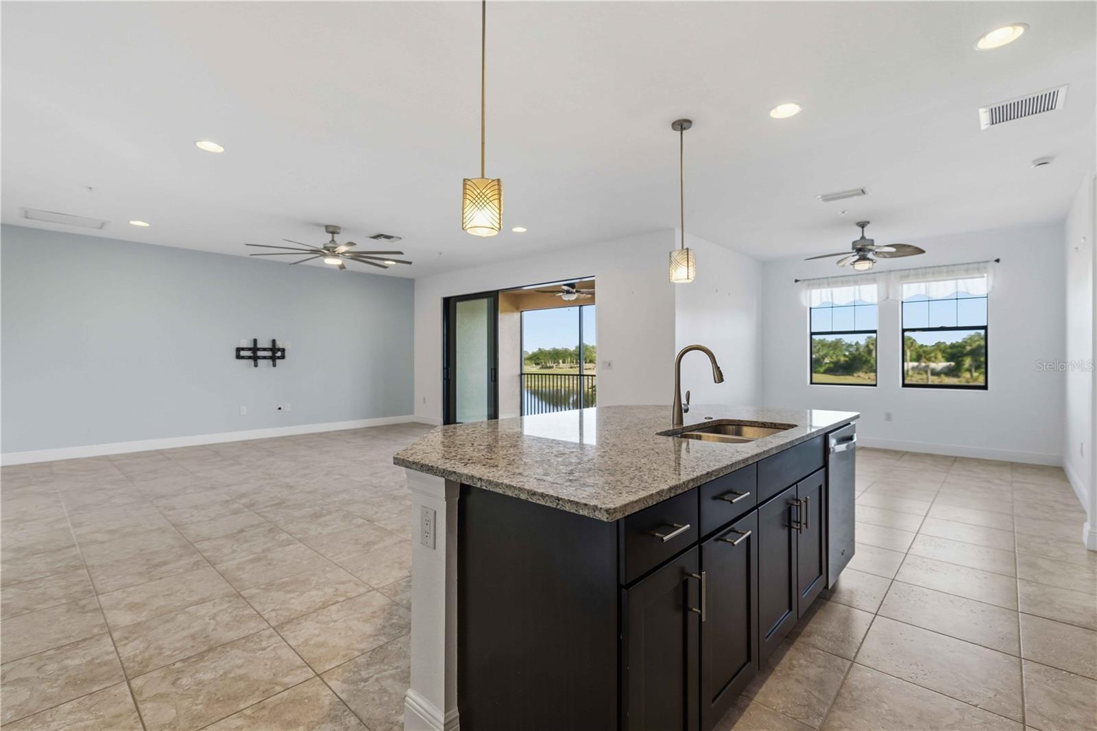 SARASOTA NATIONAL - Residential