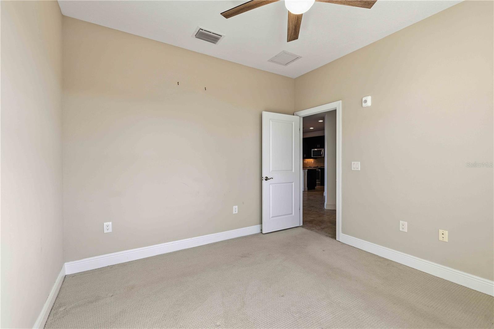 SARASOTA NATIONAL - Residential
