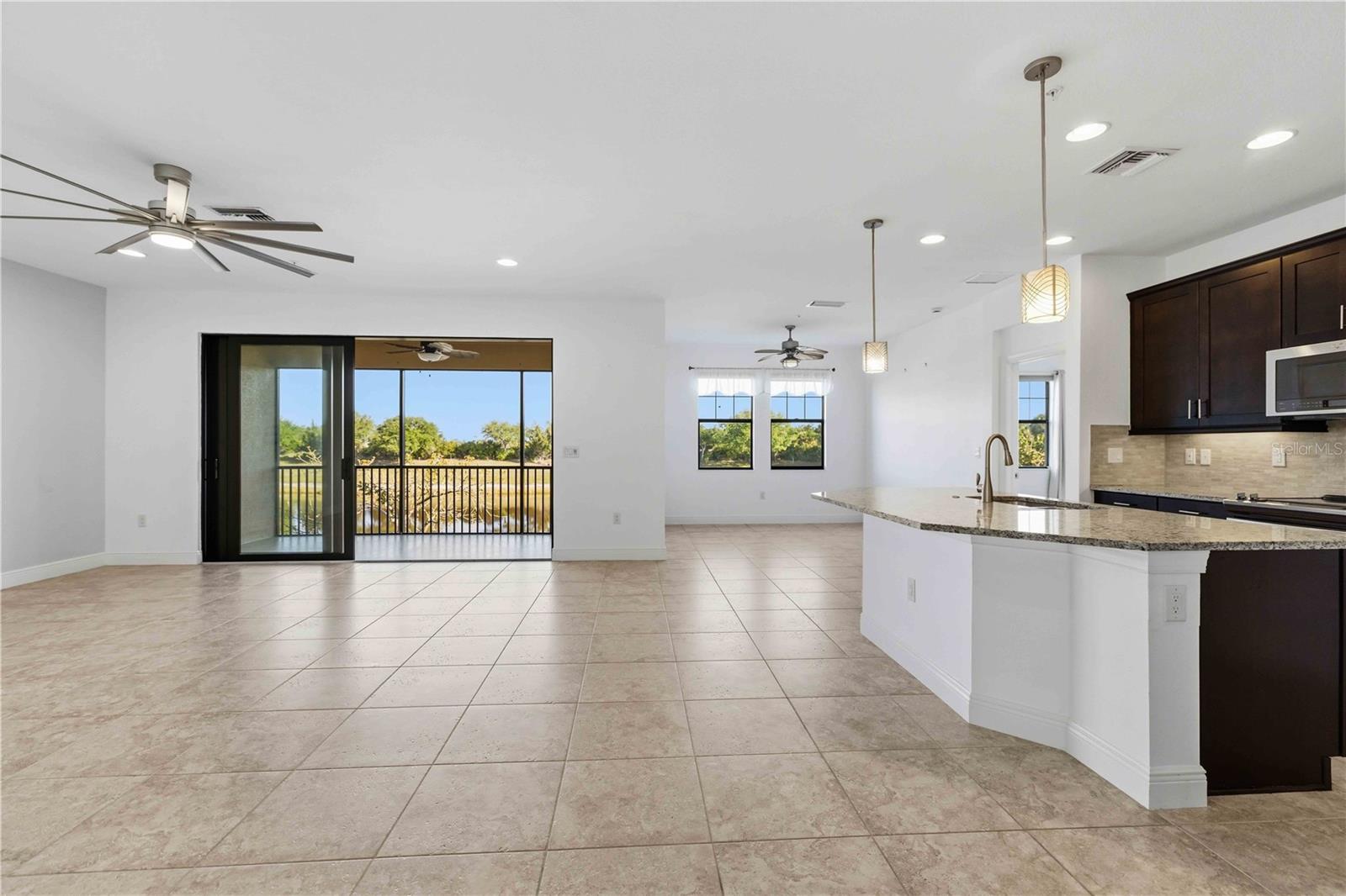 SARASOTA NATIONAL - Residential