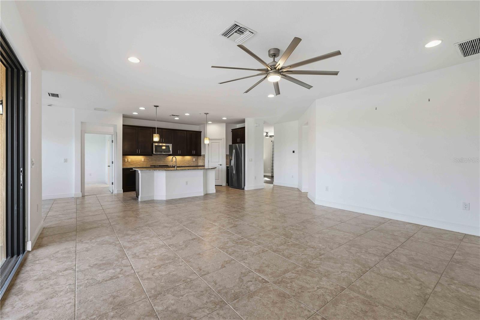 SARASOTA NATIONAL - Residential