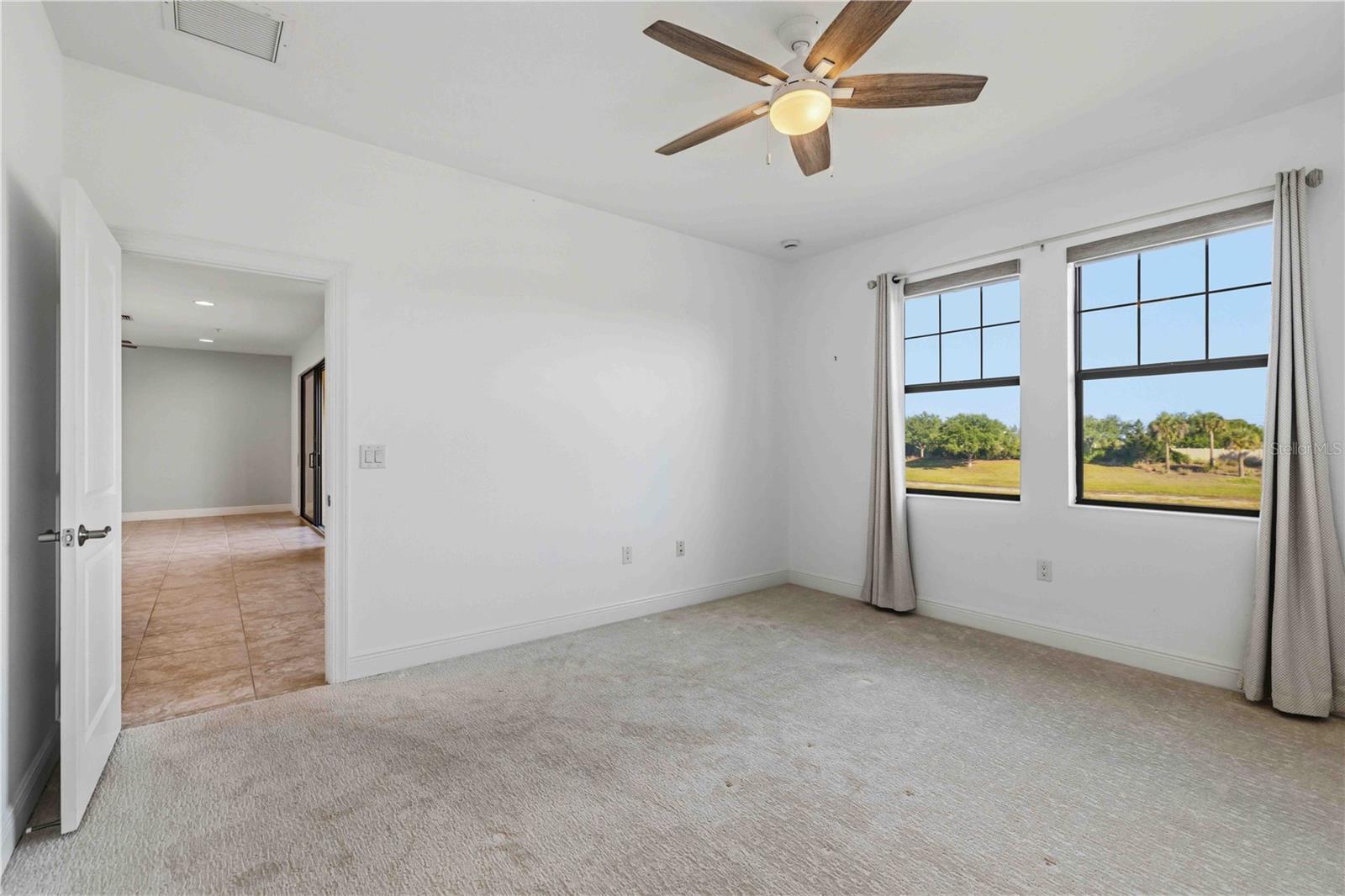 SARASOTA NATIONAL - Residential