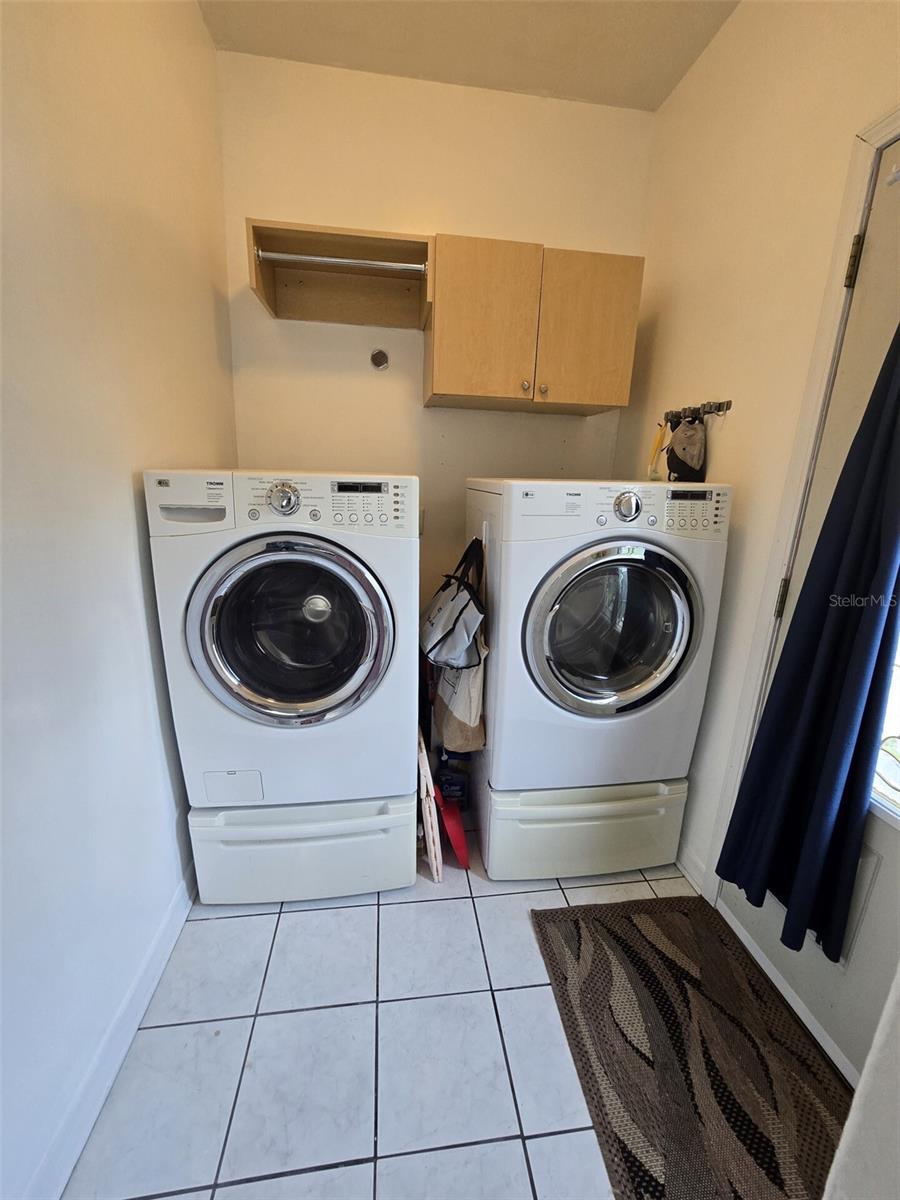 RIVERSIDE HEIGHTS - Residential