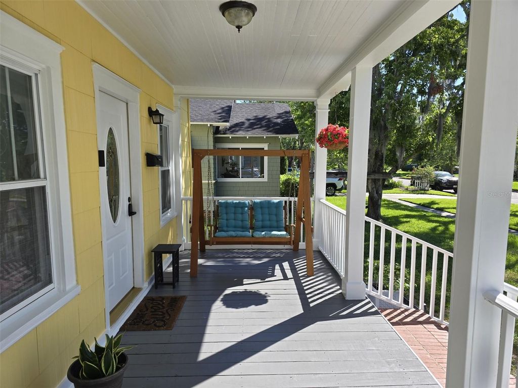 Photo of 3675 Oak Street, Jacksonville, FL 32205 (MLS # A4654415)