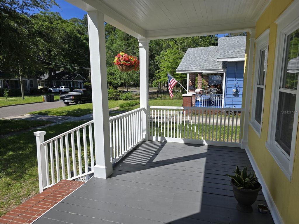 Photo of 3675 Oak Street, Jacksonville, FL 32205 (MLS # A4654415)