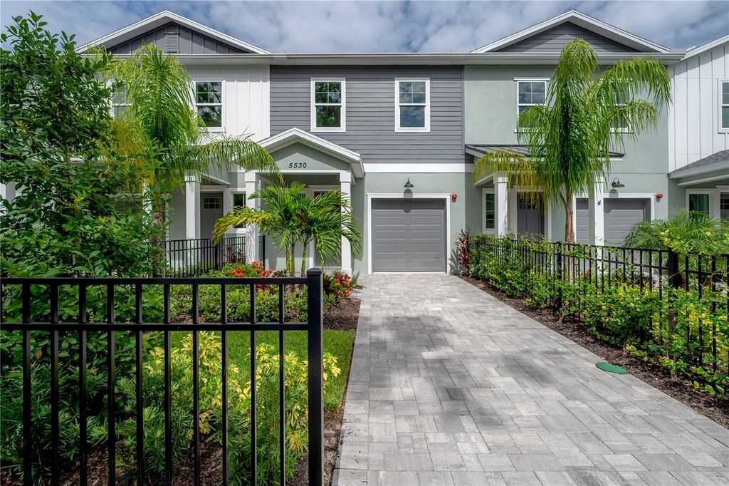 Photo of 5530 N 9th Street #4, Tampa, FL 33604 (MLS # TB8406043)