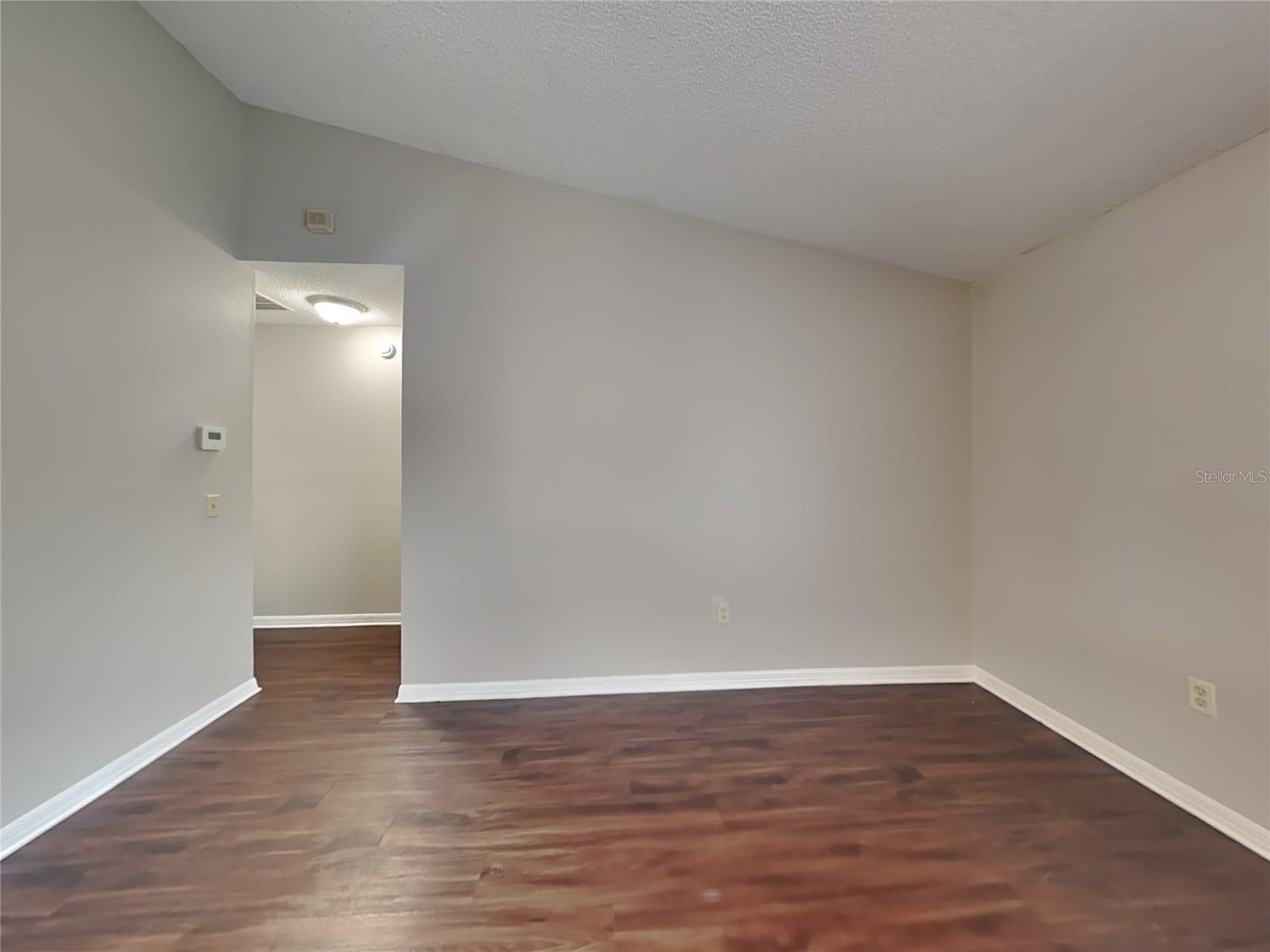 DELONA LAKES UN 32 - Residential Lease