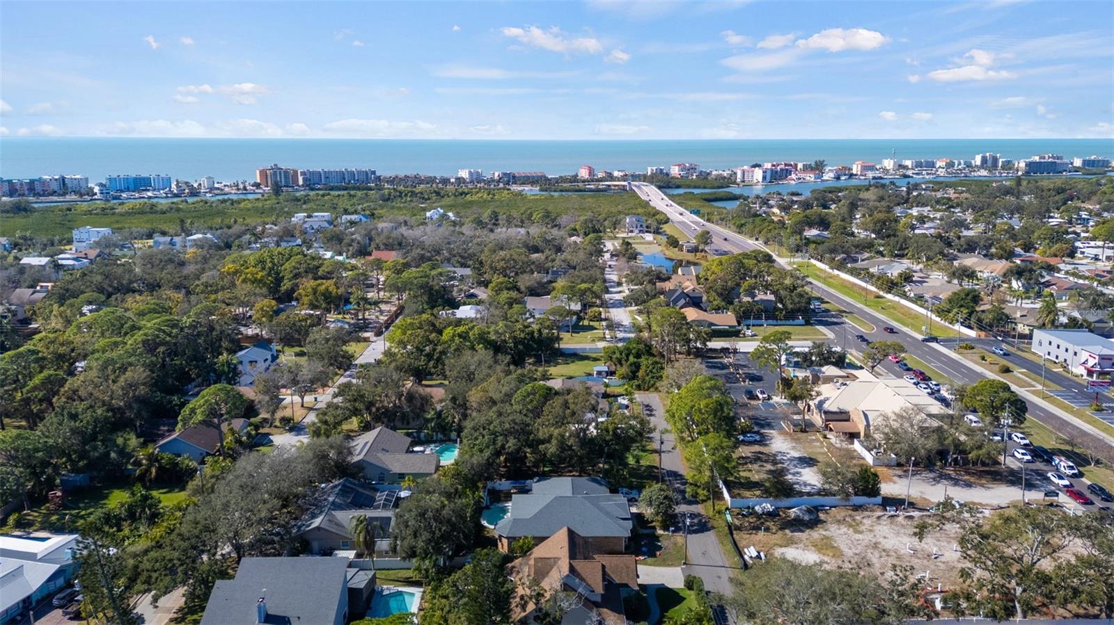 HARBOR VIEW 4 - Land