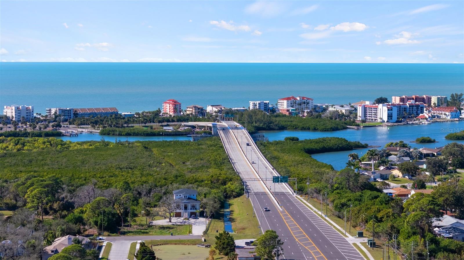 HARBOR VIEW 4 - Land