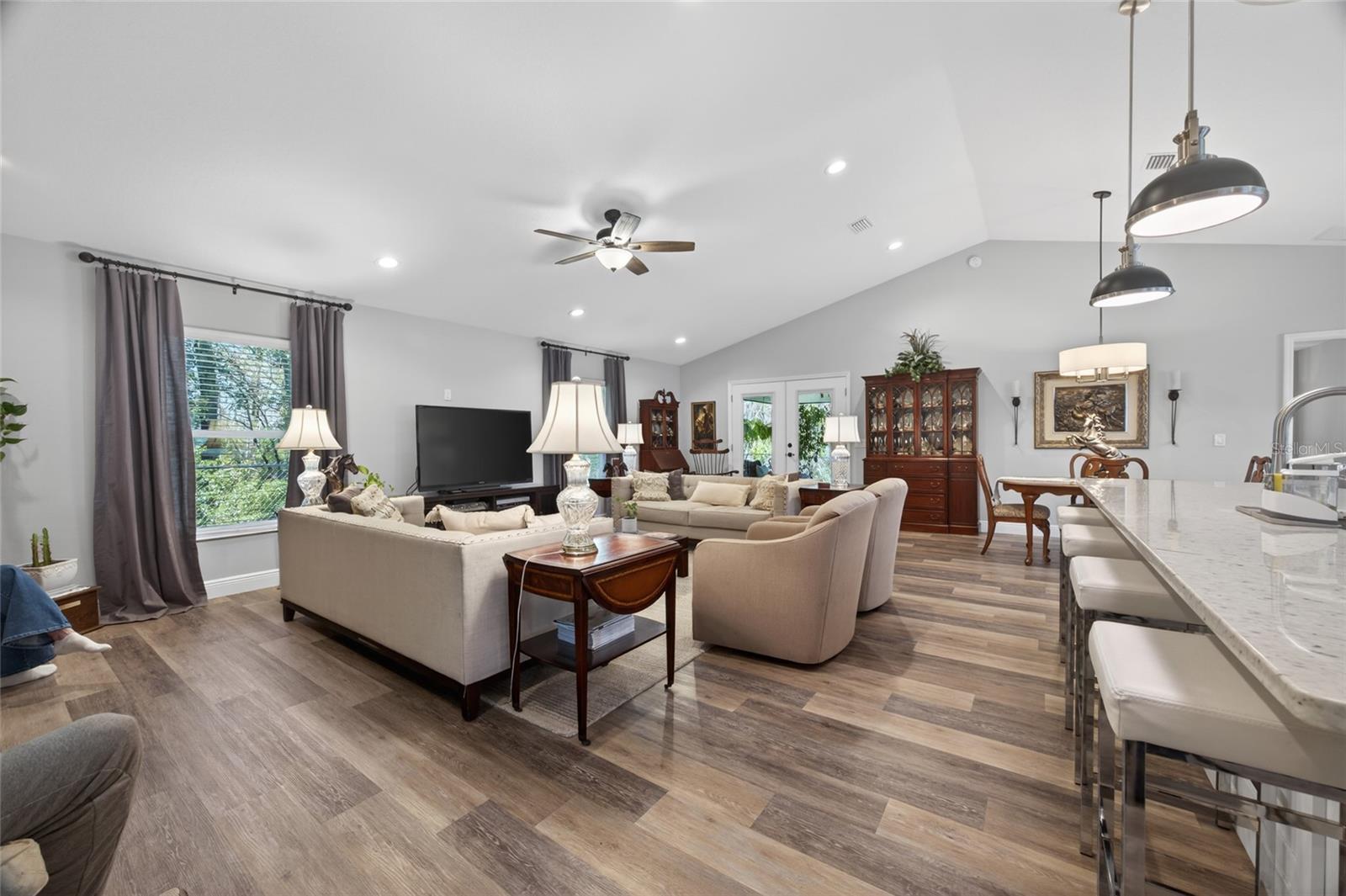 COBBLESTONE PH 02 - Residential