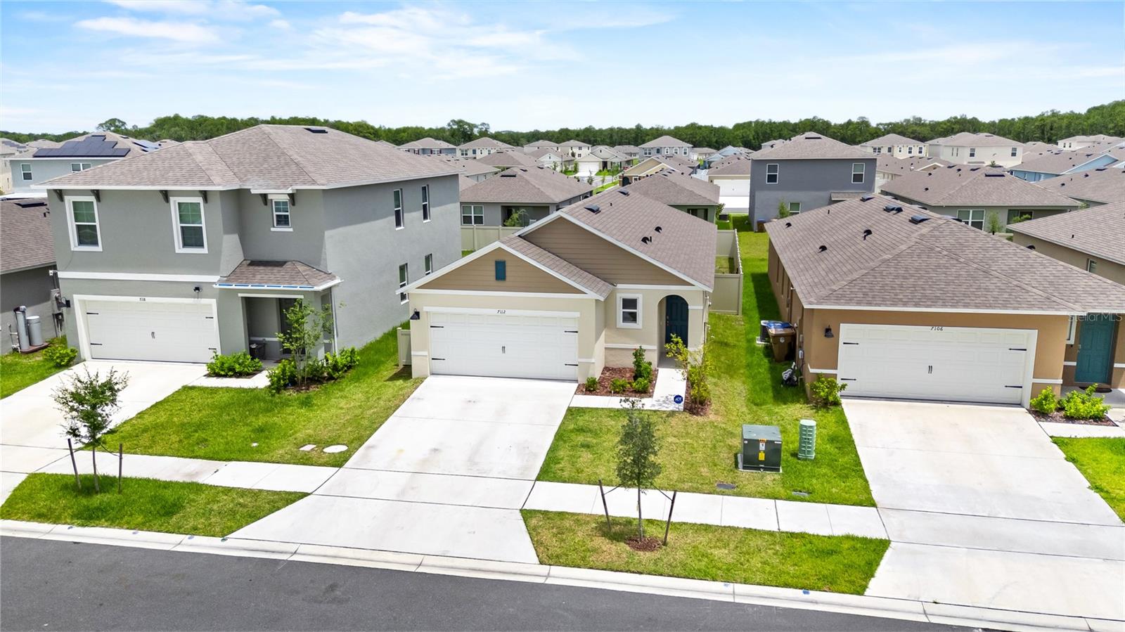 7112 MOTTLED DUCK DRIVE