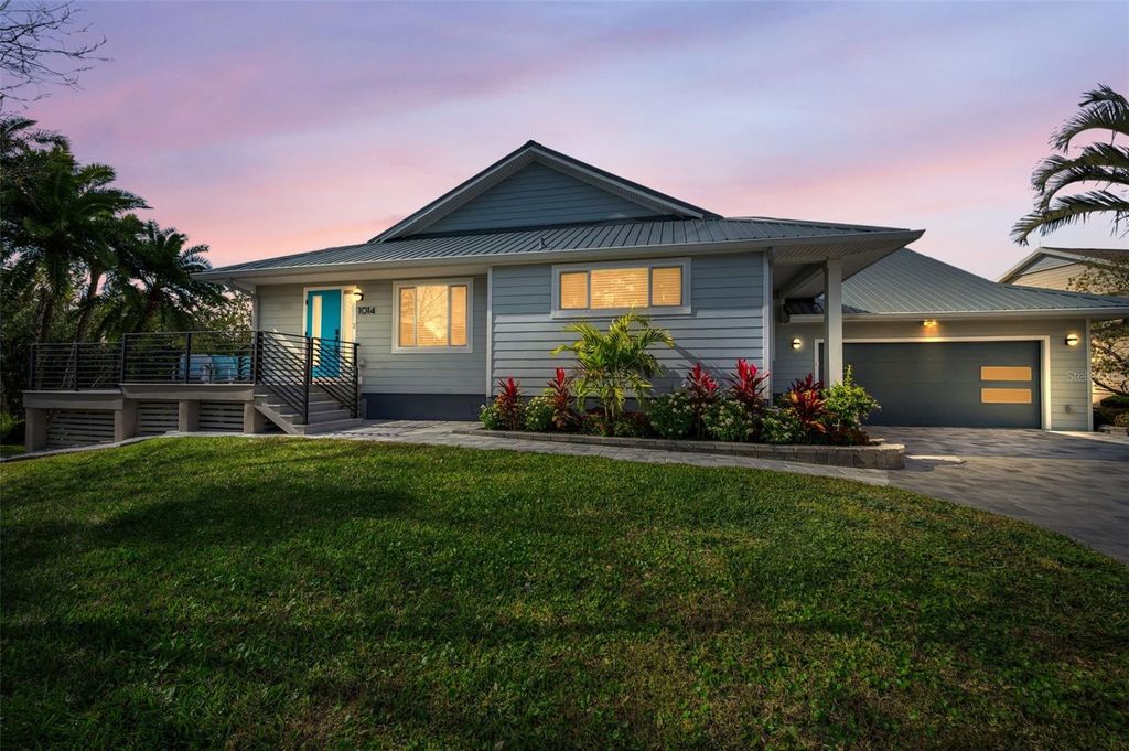 Photo of 1014 Teal Pointe, Tarpon Springs, FL 34689 (MLS # TB8468461)