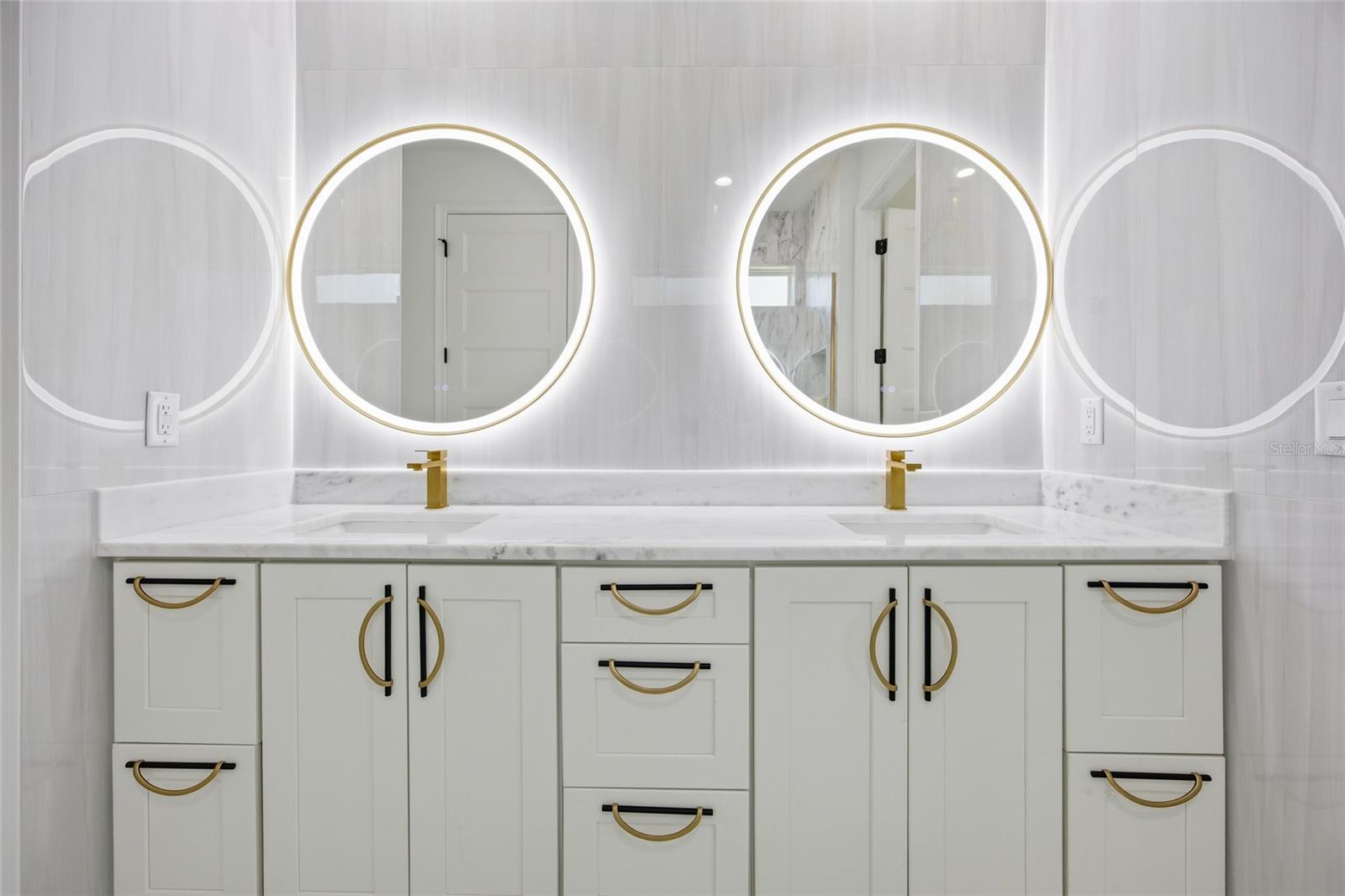 ROLLING HILLS UN 04 - Residential