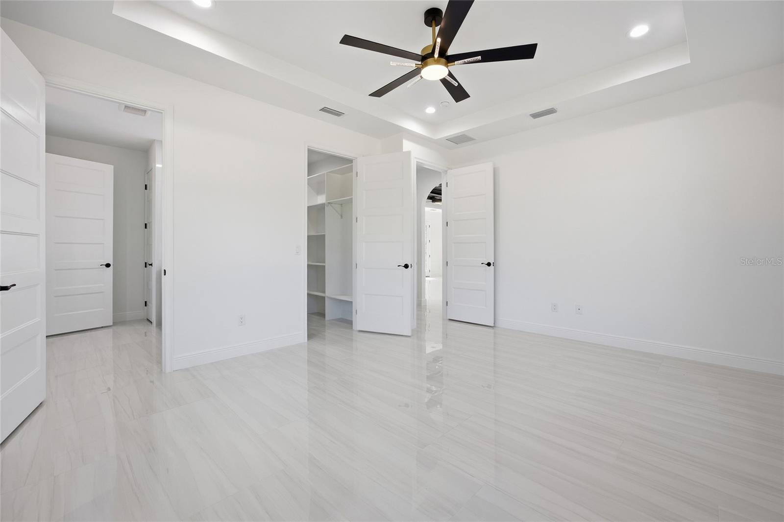 ROLLING HILLS UN 04 - Residential