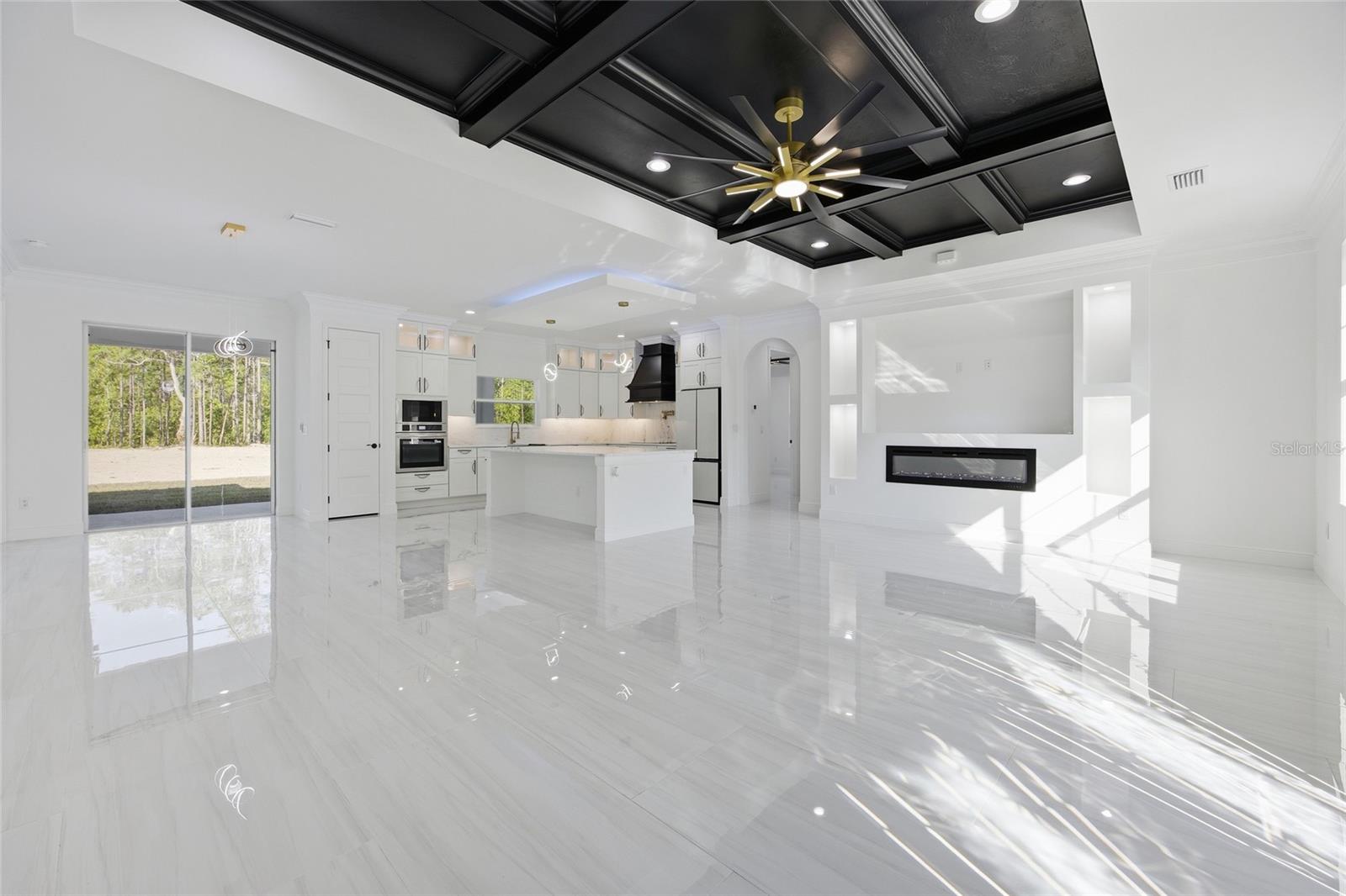 ROLLING HILLS UN 04 - Residential