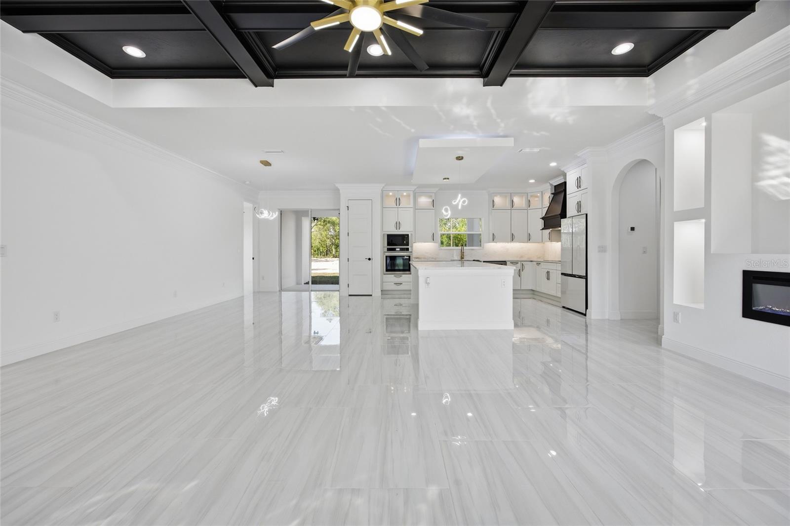 ROLLING HILLS UN 04 - Residential