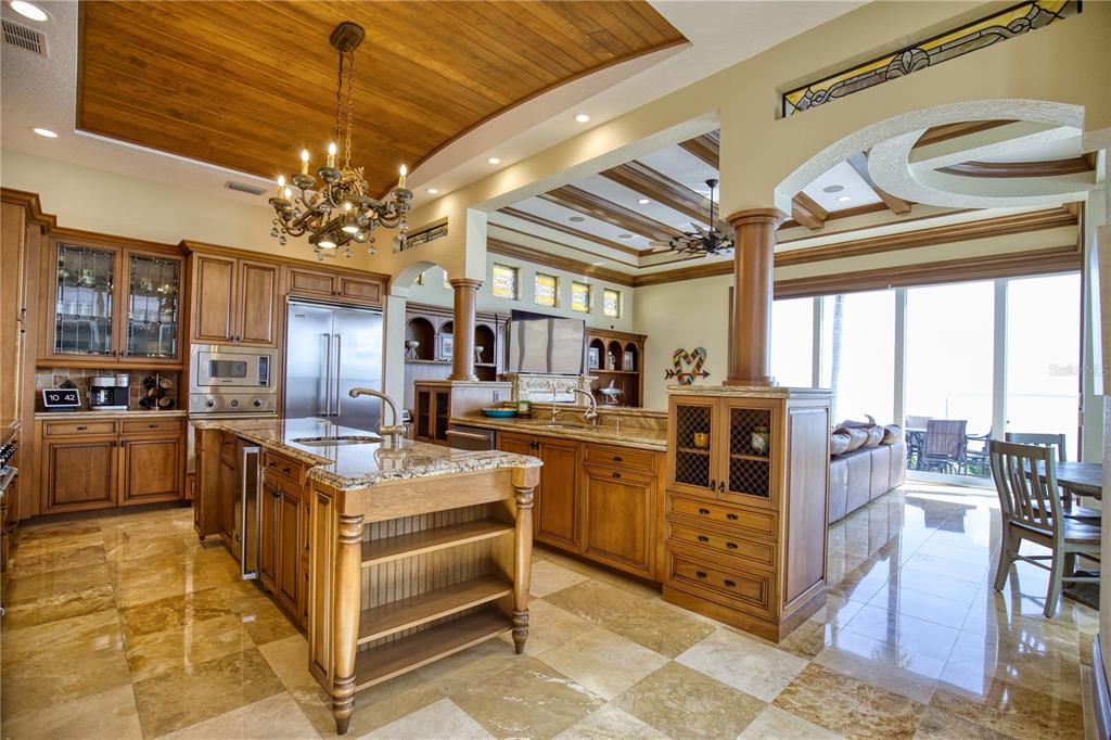 COUNTRY CLUB SHORES SEC 01 - Residential