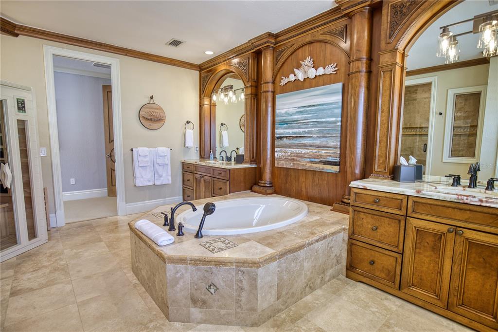 COUNTRY CLUB SHORES SEC 01 - Residential