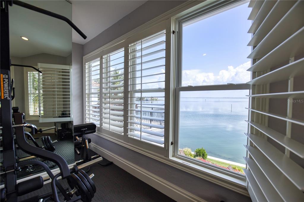 COUNTRY CLUB SHORES SEC 01 - Residential