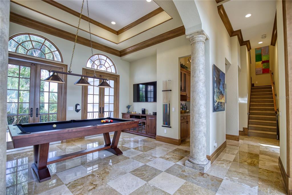 COUNTRY CLUB SHORES SEC 01 - Residential