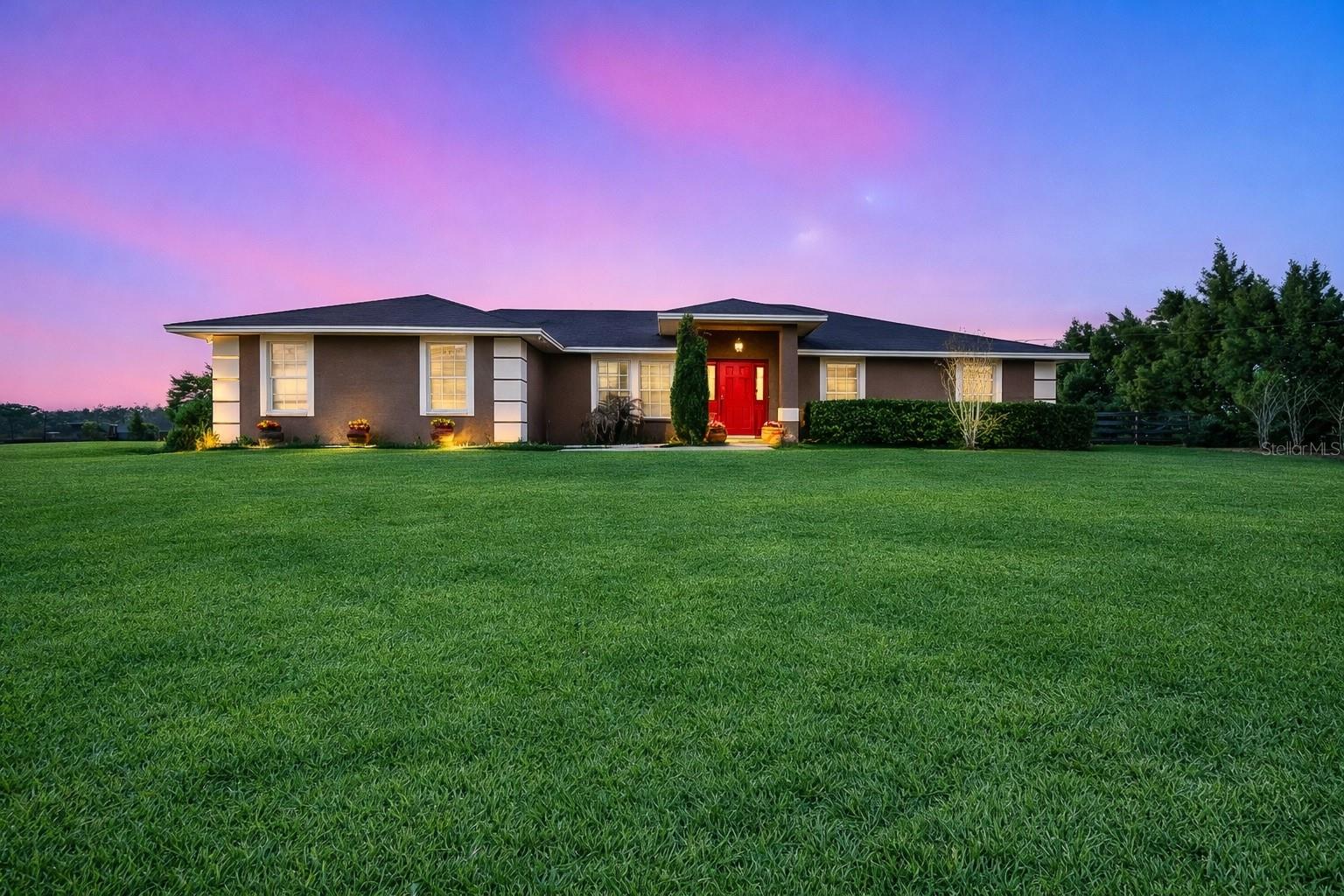 DOUBLE DIAMOND 02 - Residential