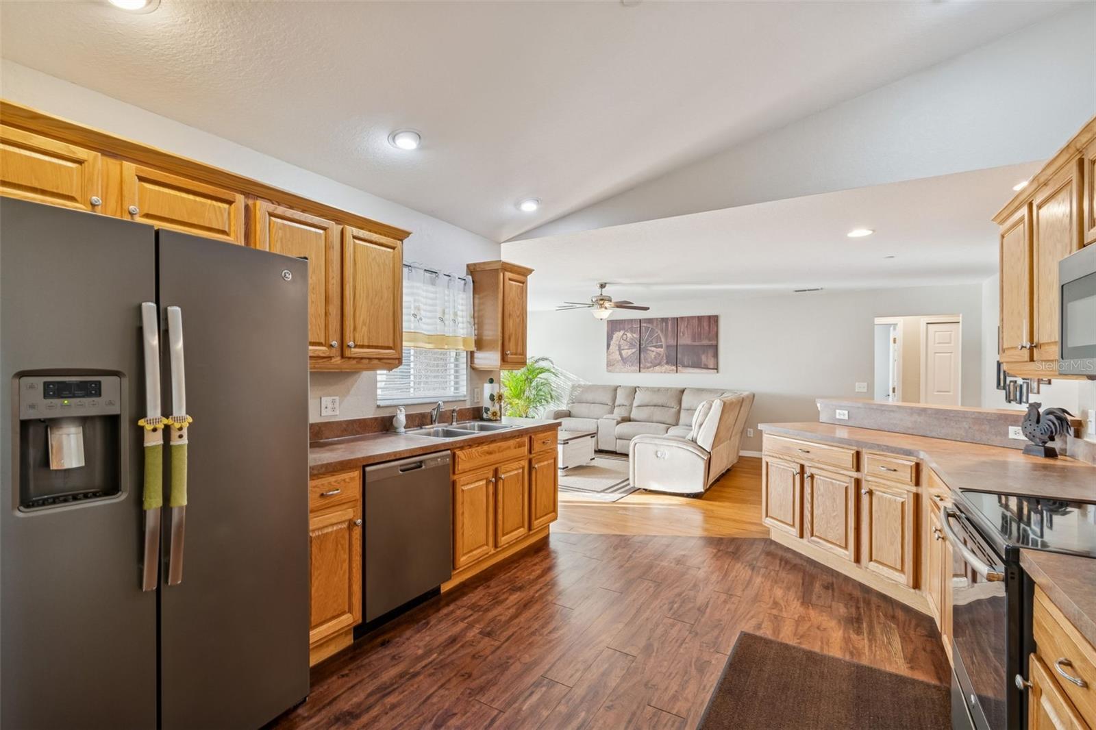 DOUBLE DIAMOND 02 - Residential