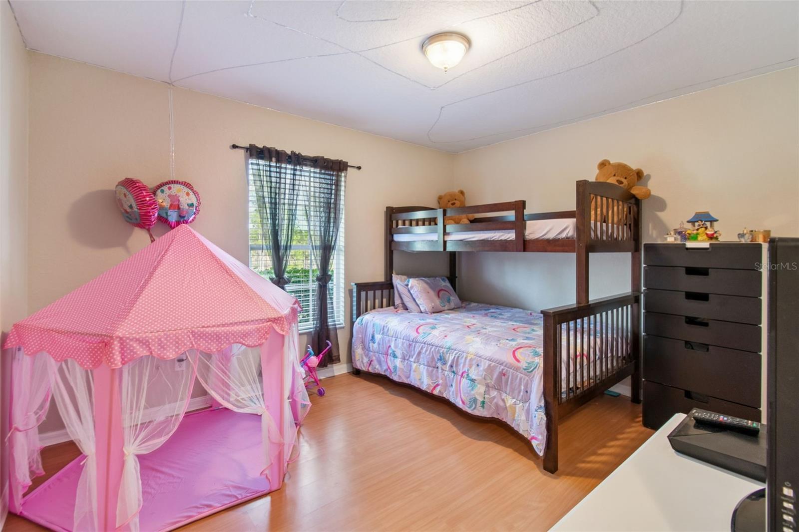 DOUBLE DIAMOND 02 - Residential