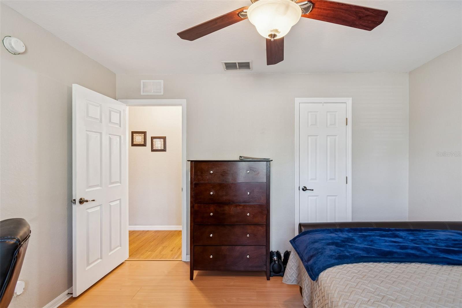 DOUBLE DIAMOND 02 - Residential