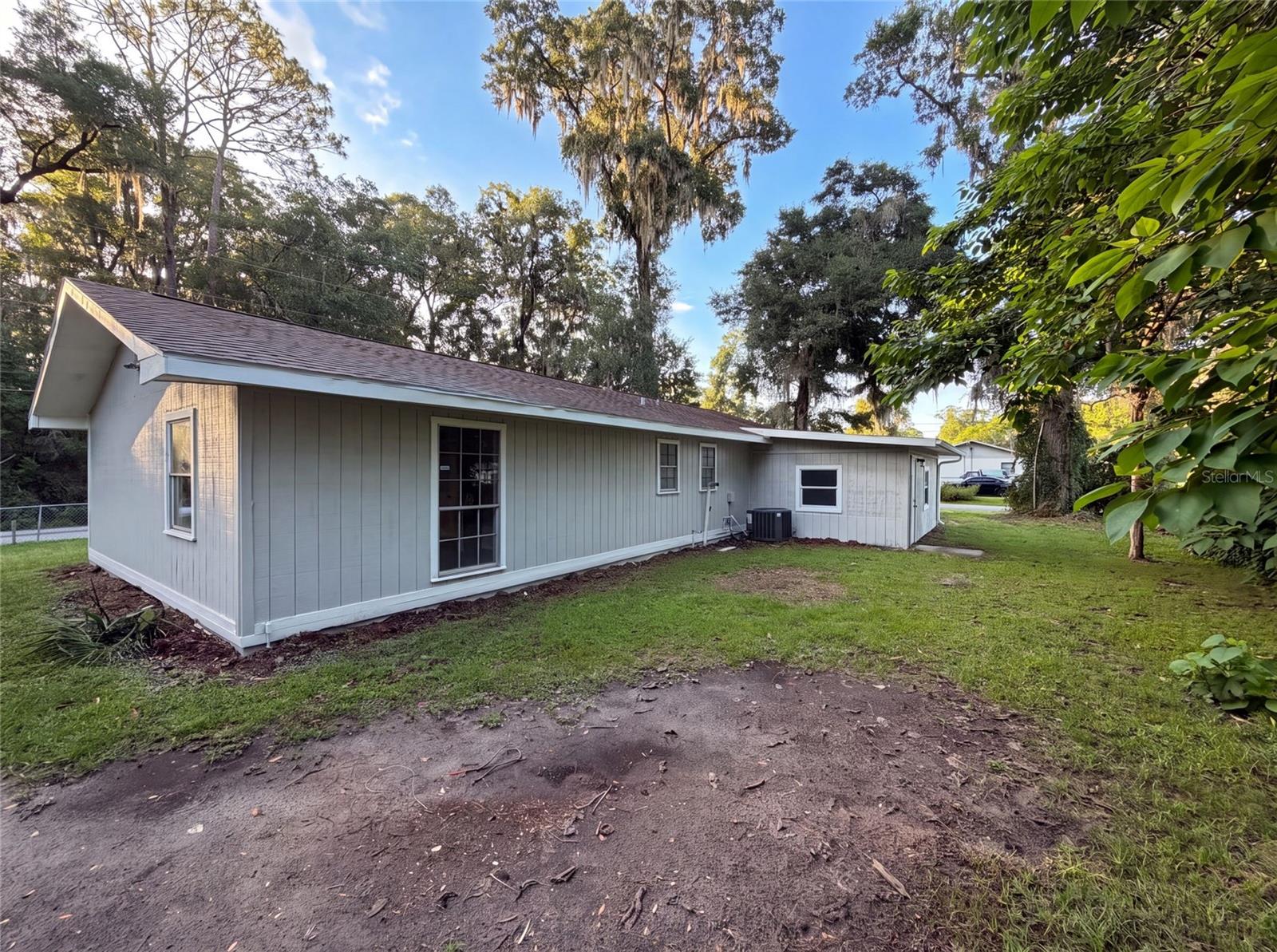5750 NW 55TH AVENUE