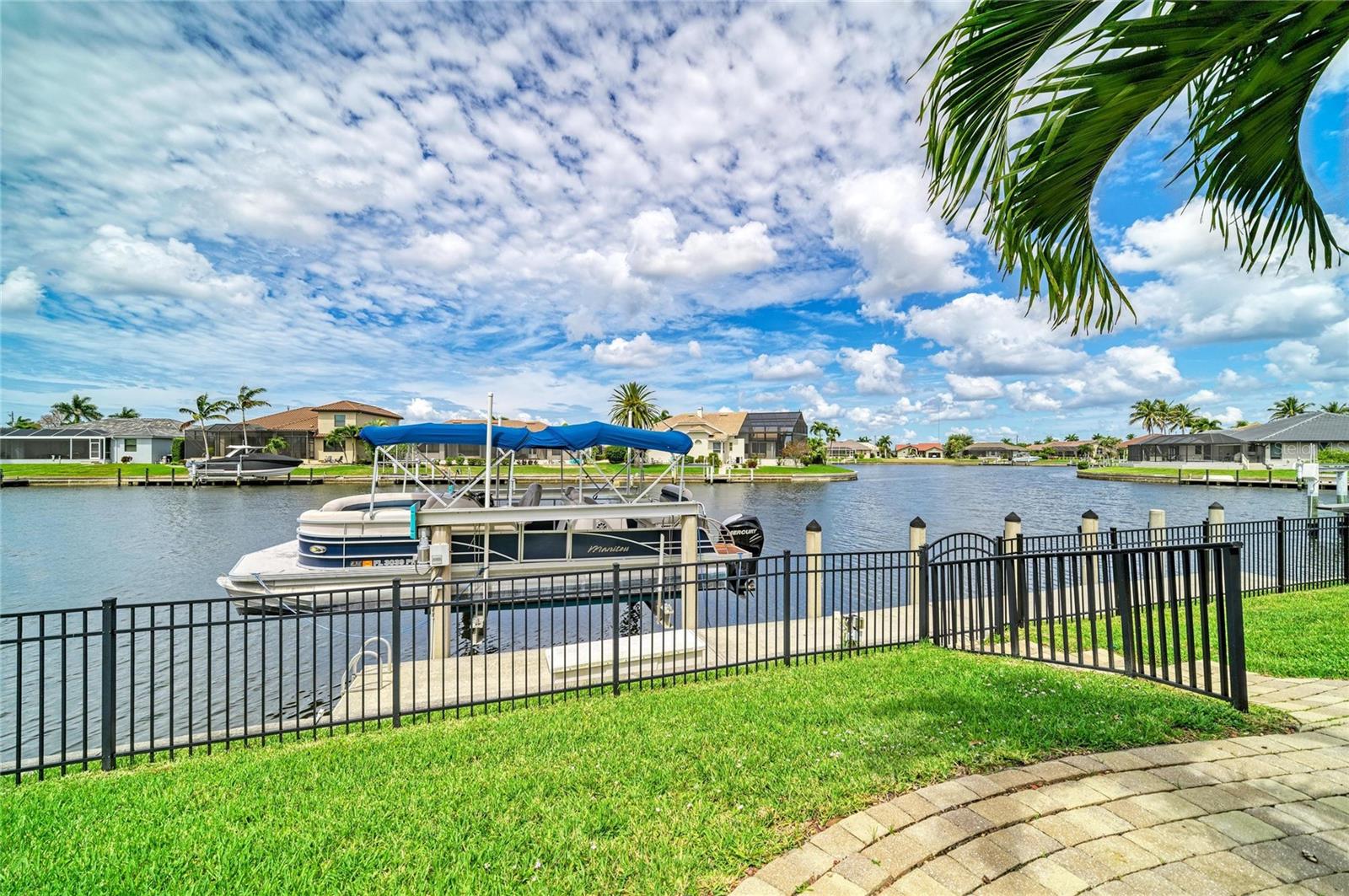 PUNTA GORDA ISLES SEC 15 - Residential