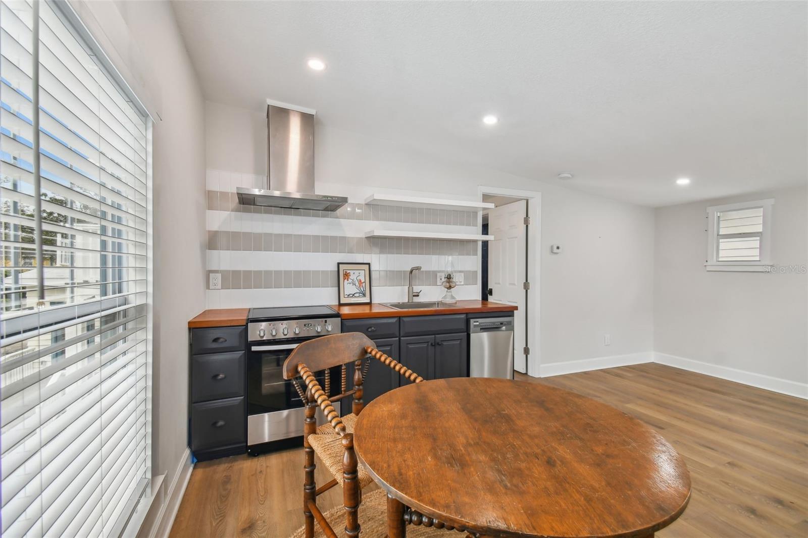 MORRISON GROVE SUB - Residential